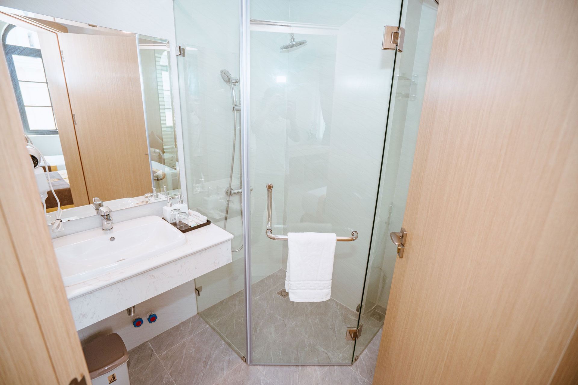 z3338188735916_acfe86da1ce75551b812147b849c1177